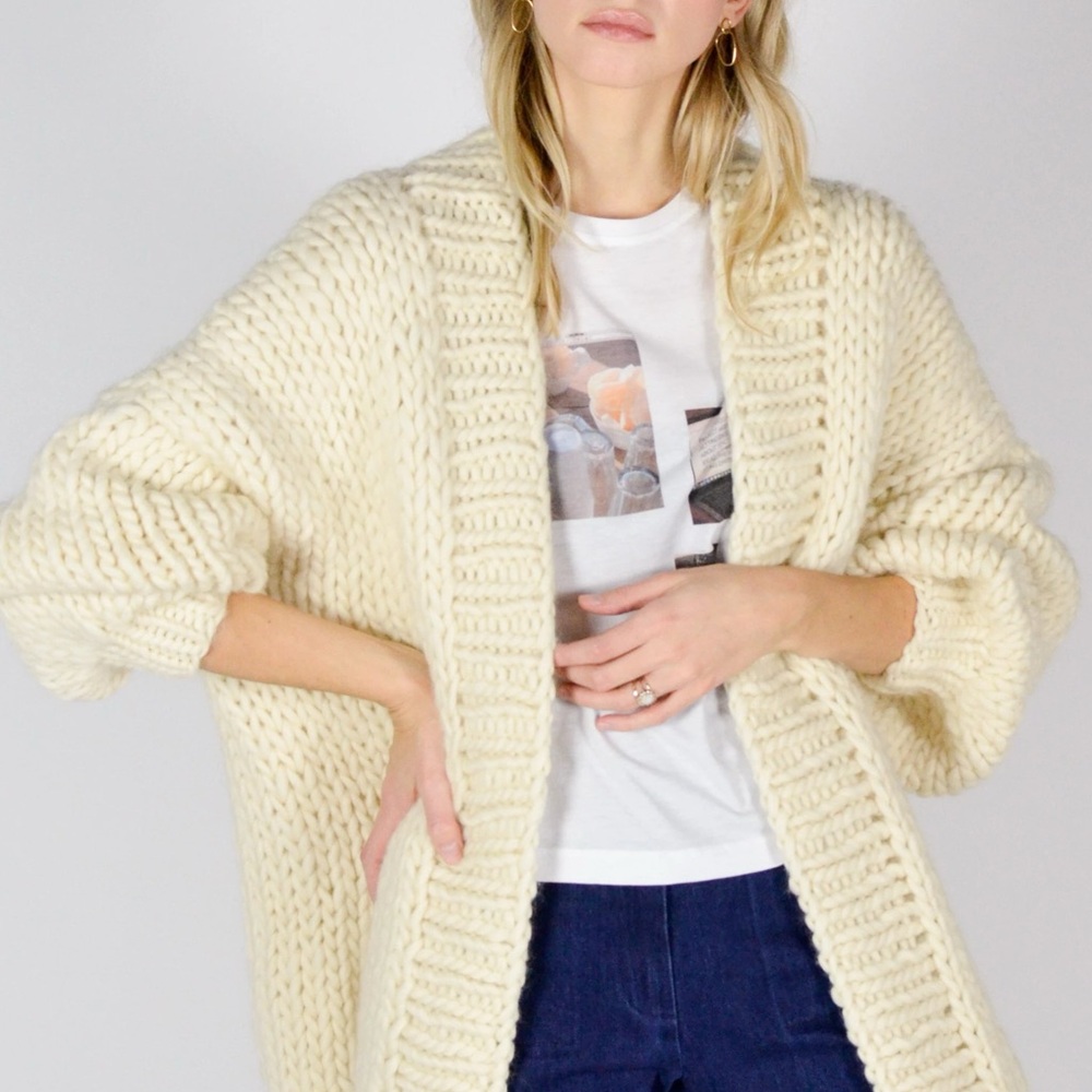 Handmade Cream Chunky Knit Cardigan Crochet Sweater with Pockets ptp 20.5 - Picture 2 of 13